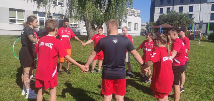 TRENING