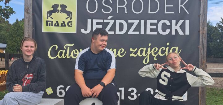 UCZESTNICY SPOTKANIA
