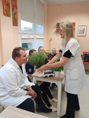 04-IMG_20251014_082342794