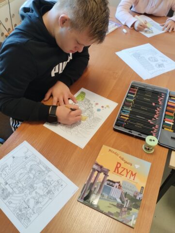 25-IMG_20251106_083532319